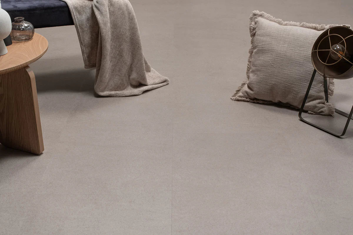 Floer Tegel Click PVC - Betonlook Greige